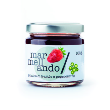 gelatina di fragole e peperoncino verde